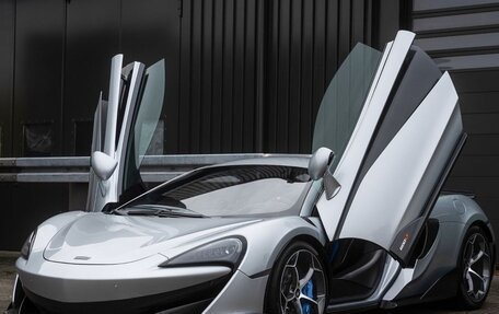 McLaren 600LT, 2020 год, 31 900 000 рублей, 2 фотография