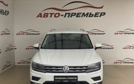 Volkswagen Tiguan II, 2019 год, 2 330 000 рублей, 2 фотография