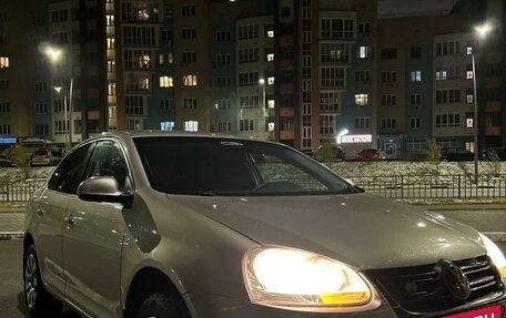 Volkswagen Jetta VI, 2007 год, 575 000 рублей, 2 фотография