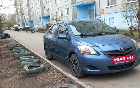 Toyota Yaris III рестайлинг, 2008 год, 720 000 рублей, 6 фотография