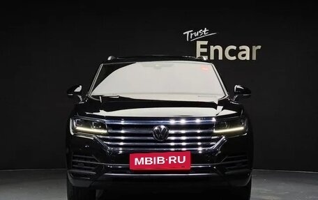 Volkswagen Touareg III, 2020 год, 5 650 000 рублей, 2 фотография