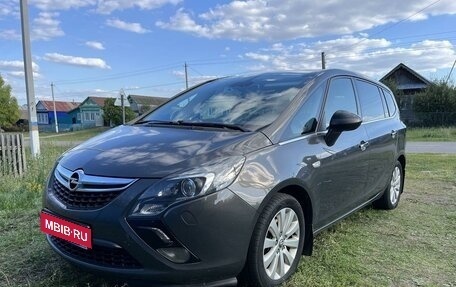 Opel Zafira C рестайлинг, 2013 год, 1 400 000 рублей, 1 фотография