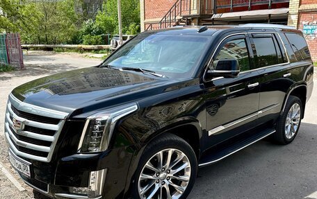 Cadillac Escalade IV, 2019 год, 7 500 000 рублей, 2 фотография