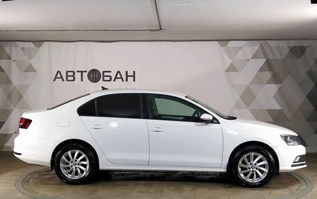 Volkswagen Jetta VI, 2018 год, 1 429 000 рублей, 6 фотография