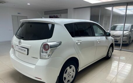 Toyota Verso I, 2012 год, 1 250 000 рублей, 4 фотография