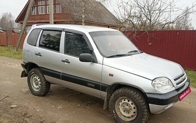 Chevrolet Niva I рестайлинг, 2003 год, 320 000 рублей, 1 фотография