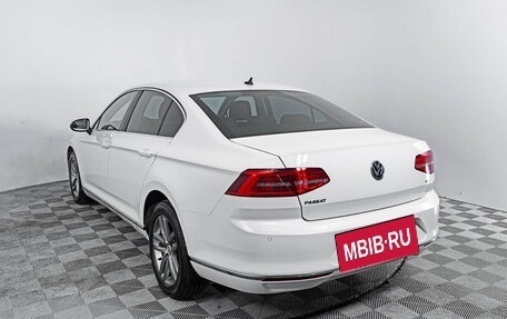 Volkswagen Passat B8 рестайлинг, 2017 год, 2 277 000 рублей, 7 фотография