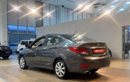 Hyundai Solaris II рестайлинг, 2011 год, 960 000 рублей, 6 фотография