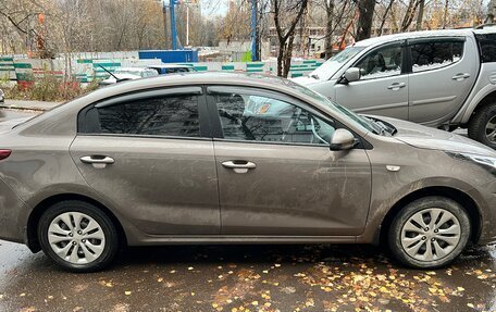 KIA Rio IV, 2021 год, 1 800 000 рублей, 2 фотография