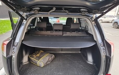 Toyota RAV4, 2016 год, 2 675 000 рублей, 7 фотография