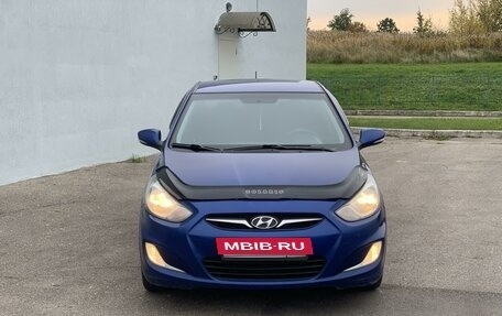 Hyundai Solaris II рестайлинг, 2012 год, 800 000 рублей, 2 фотография