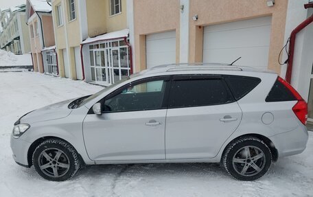 KIA cee'd I рестайлинг, 2010 год, 859 000 рублей, 7 фотография