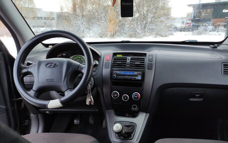 Hyundai Tucson III, 2008 год, 750 000 рублей, 14 фотография