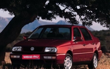 Volkswagen Vento, 1992 год, 250 000 рублей, 1 фотография