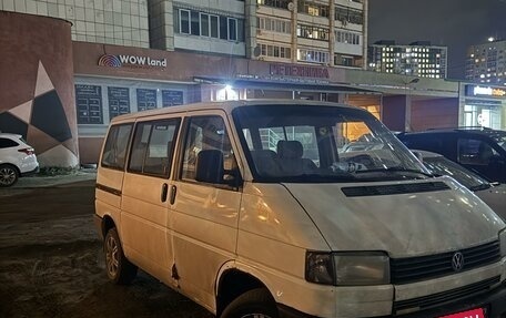 Volkswagen Multivan T4, 1992 год, 380 000 рублей, 2 фотография