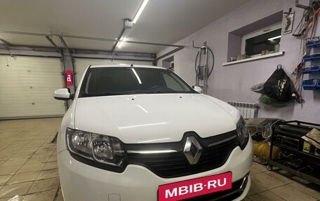 Renault Logan II, 2016 год, 850 000 рублей, 1 фотография