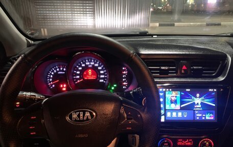 KIA Rio III рестайлинг, 2013 год, 920 000 рублей, 16 фотография