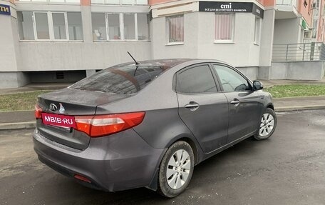 KIA Rio III рестайлинг, 2013 год, 920 000 рублей, 3 фотография