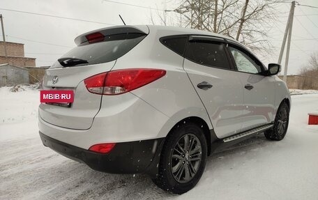 Hyundai ix35 I рестайлинг, 2015 год, 1 870 000 рублей, 4 фотография