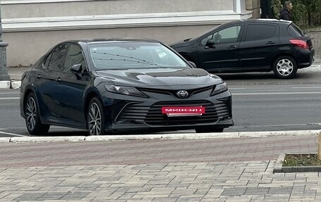 Toyota Camry, 2023 год, 3 950 000 рублей, 8 фотография