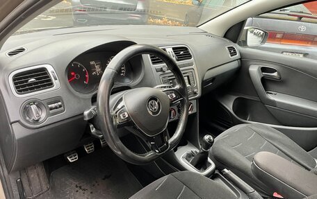 Volkswagen Polo VI (EU Market), 2016 год, 950 000 рублей, 4 фотография