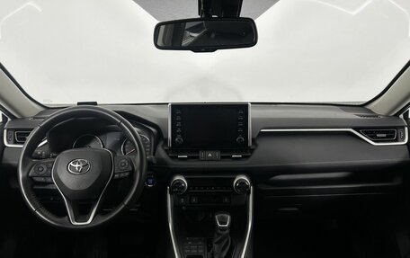 Toyota RAV4, 2020 год, 3 500 000 рублей, 7 фотография