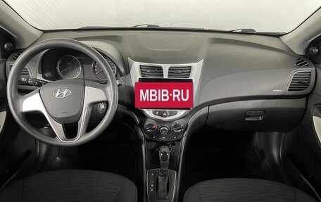 Hyundai Solaris II рестайлинг, 2015 год, 1 225 000 рублей, 7 фотография