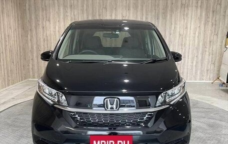 Honda Freed II, 2022 год, 1 730 000 рублей, 2 фотография