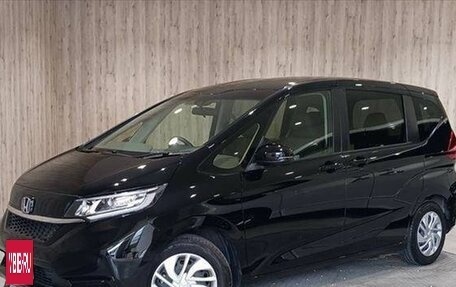 Honda Freed II, 2022 год, 1 730 000 рублей, 3 фотография