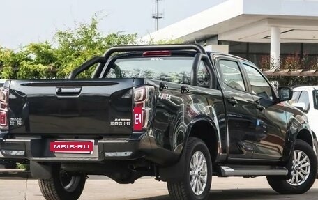 Isuzu D-Max, 2023 год, 3 990 000 рублей, 2 фотография