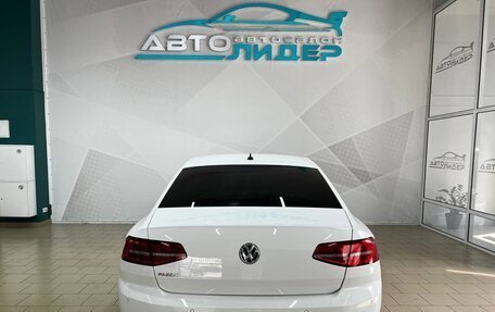 Volkswagen Passat B8 рестайлинг, 2018 год, 2 649 000 рублей, 5 фотография