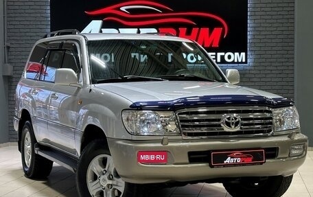 Toyota Land Cruiser 100 рестайлинг 2, 2007 год, 2 697 000 рублей, 1 фотография