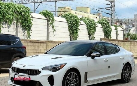 KIA Stinger I, 2021 год, 2 900 000 рублей, 2 фотография