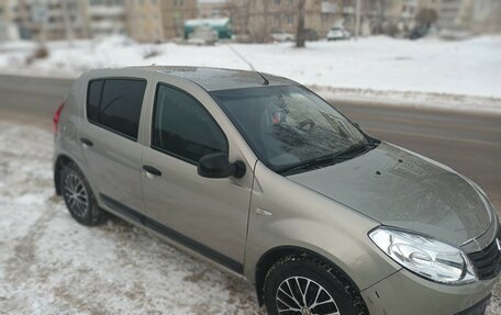 Renault Logan I, 2010 год, 560 000 рублей, 2 фотография