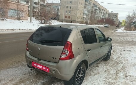 Renault Logan I, 2010 год, 560 000 рублей, 4 фотография