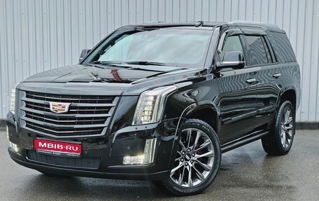 Cadillac Escalade IV, 2019 год, 7 250 000 рублей, 1 фотография