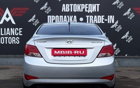 Hyundai Solaris II рестайлинг, 2015 год, 1 200 000 рублей, 6 фотография