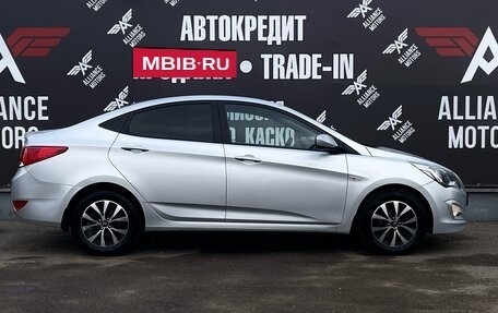 Hyundai Solaris II рестайлинг, 2015 год, 1 200 000 рублей, 9 фотография