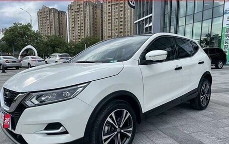 Nissan Qashqai, 2021 год, 2 200 000 рублей, 1 фотография