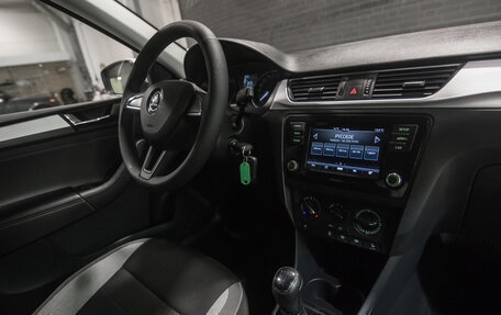 Skoda Rapid I, 2019 год, 1 425 000 рублей, 12 фотография