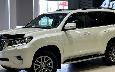 Toyota Land Cruiser Prado 150 рестайлинг 2, 2019 год, 6 197 000 рублей, 2 фотография