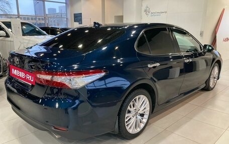 Toyota Camry, 2019 год, 3 070 000 рублей, 8 фотография