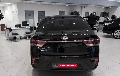 KIA Rio IV, 2018 год, 1 500 000 рублей, 6 фотография