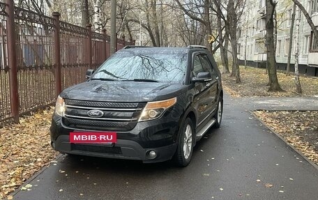 Ford Explorer VI, 2014 год, 1 950 000 рублей, 2 фотография