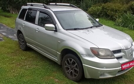 Mitsubishi Outlander III рестайлинг 3, 2004 год, 550 000 рублей, 3 фотография