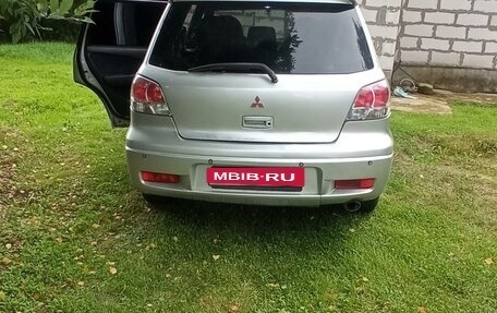 Mitsubishi Outlander III рестайлинг 3, 2004 год, 550 000 рублей, 6 фотография