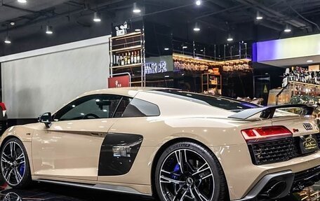 Audi R8, 2021 год, 30 500 000 рублей, 4 фотография