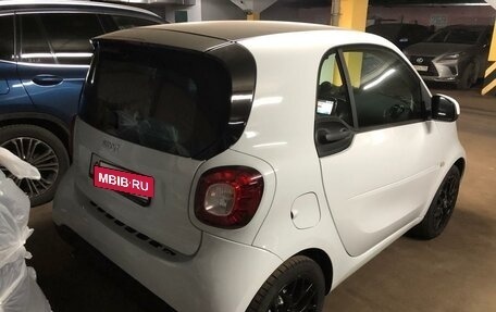 Smart Fortwo III, 2018 год, 3 000 000 рублей, 4 фотография