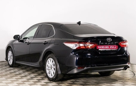 Toyota Camry, 2021 год, 3 319 000 рублей, 7 фотография