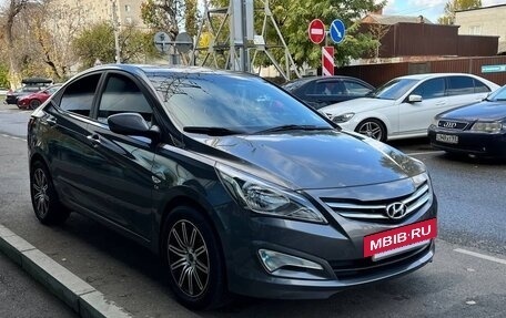 Hyundai Solaris II рестайлинг, 2015 год, 1 290 000 рублей, 3 фотография